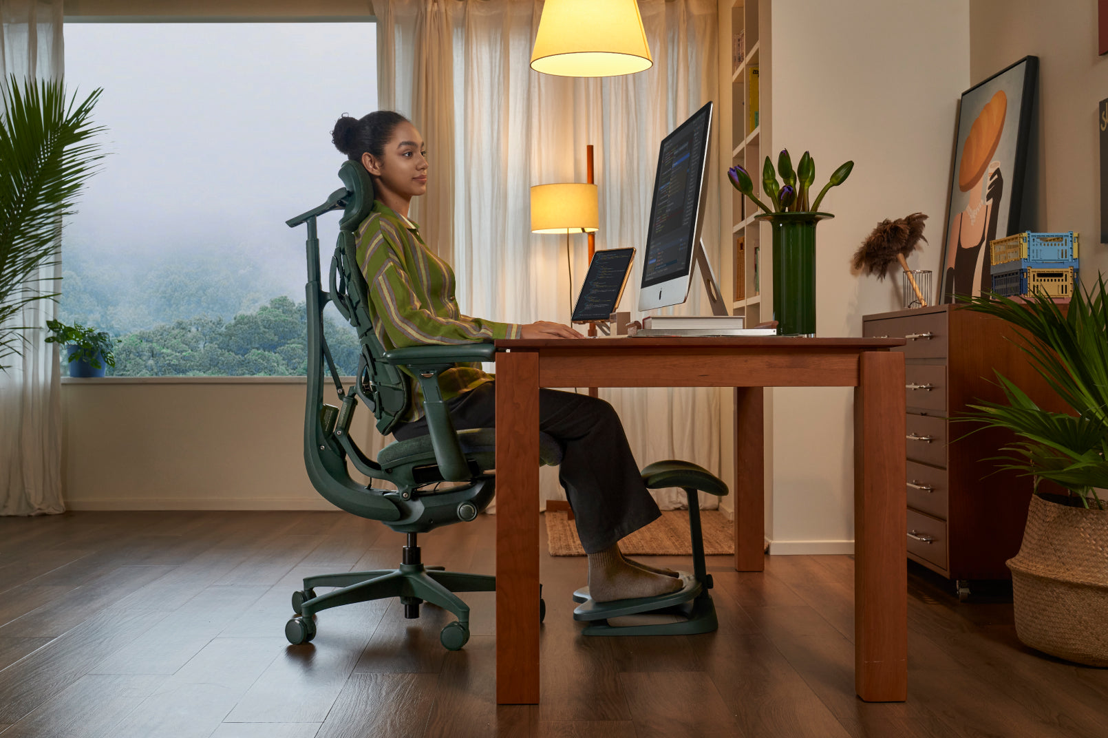 Ergonomia dei braccioli spiegata: ridurre il carico sulle spalle in posizione seduta